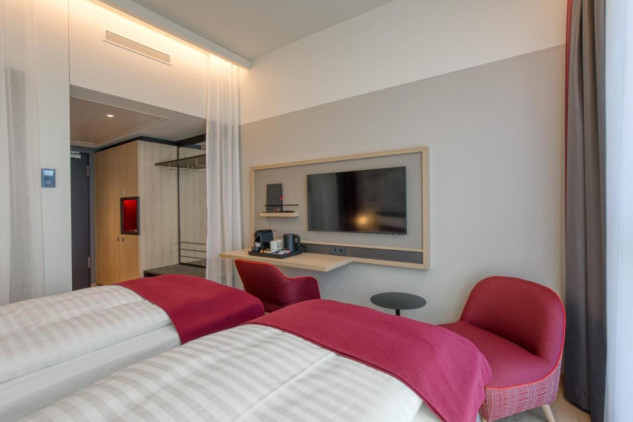Intercityhotel Berlin Airport Ber Terminal 1 & 2 쇼네펠드 외부 사진